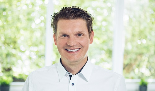 Master Dental Technician: Tobias Johannsen